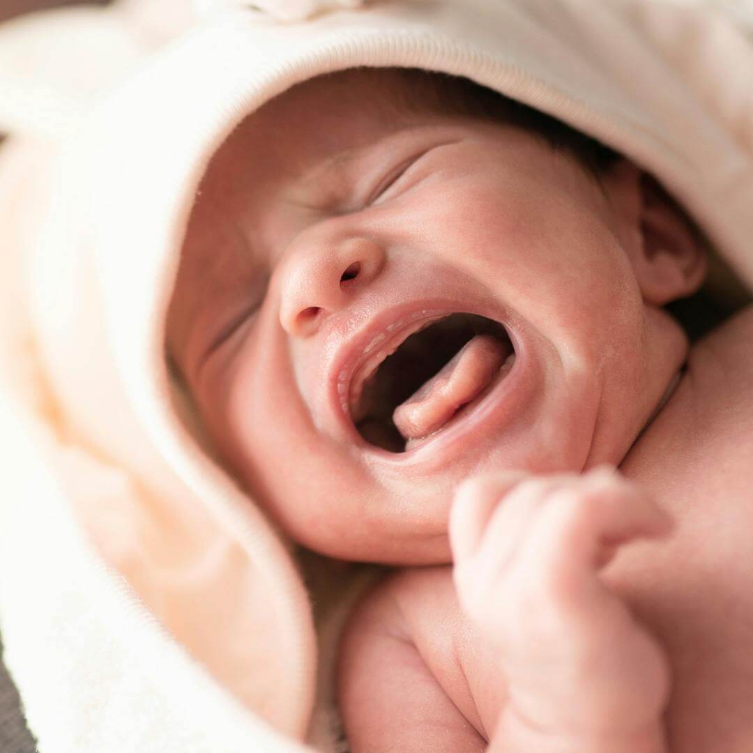 Płaczące niemowlę, dziecko